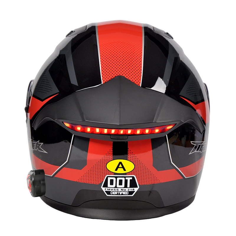 Inteligentna lampka tylna LED  – Full Face Motorcycle Helmet With Bluetooth recenzja i cena